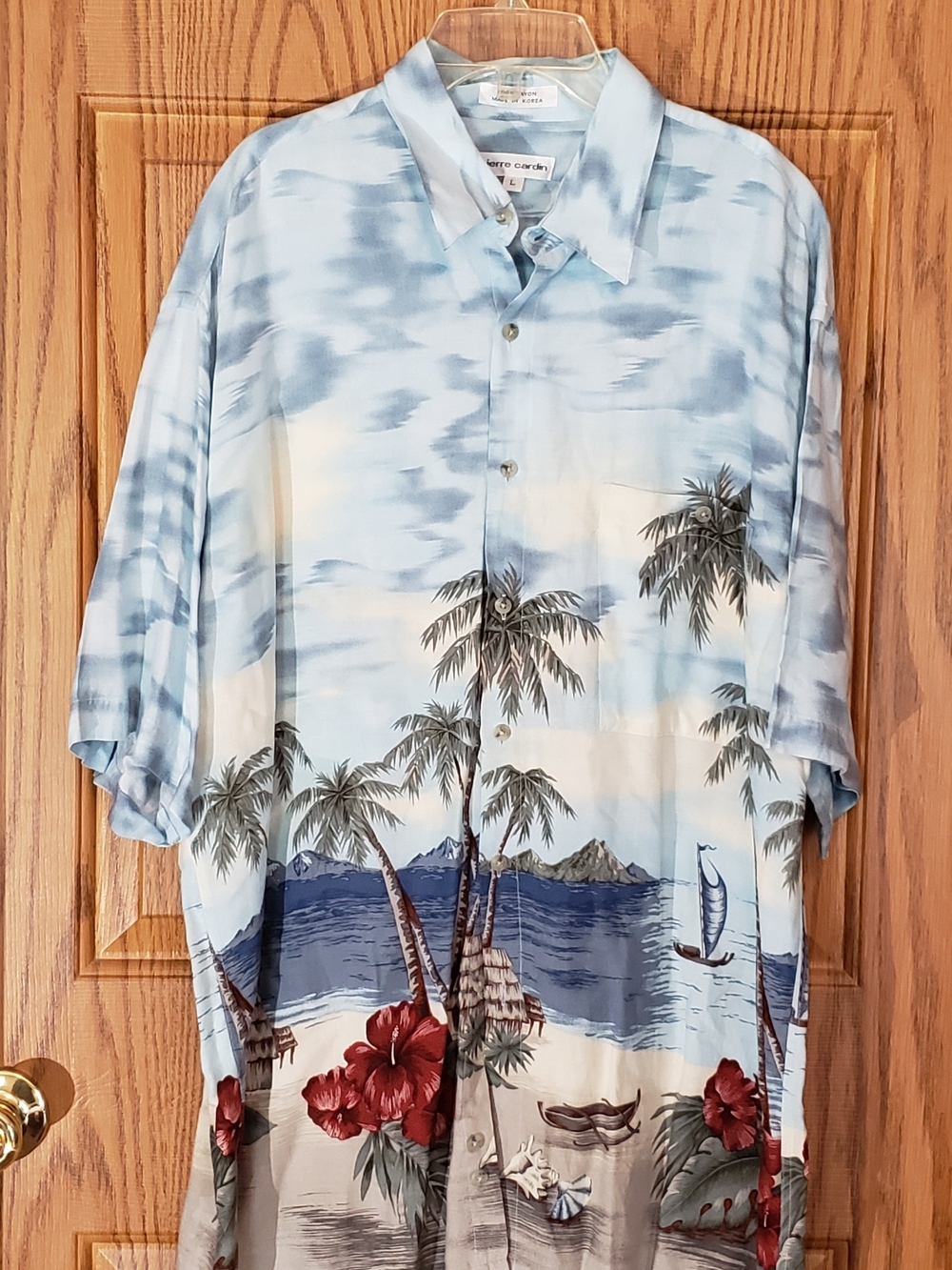 Pierre Cardin Light Blue and Gray Cloud-Pattern Button-Up Shirt. Large. Rayon.